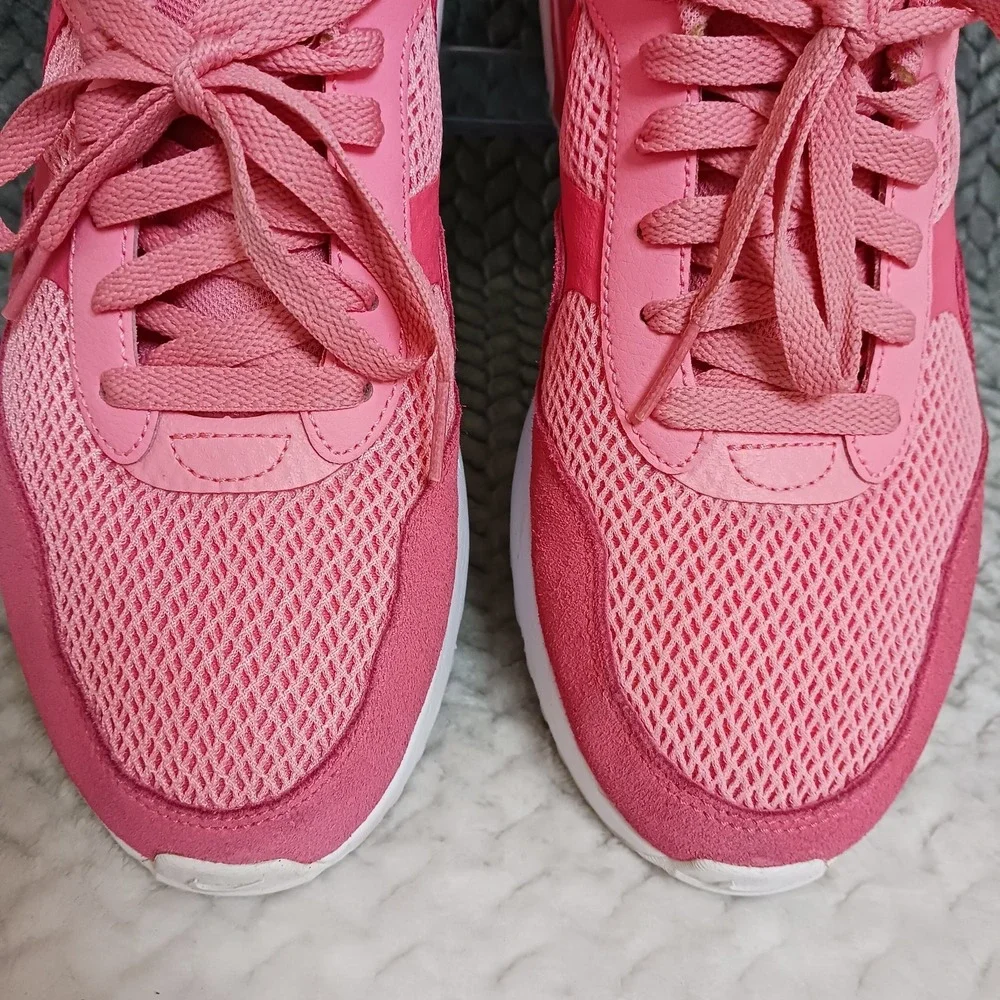 Nike Air Max SYSTM Coral Chalk Women's Walking Running Sneakers Shoes Size 9.5